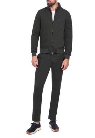 спортивный костюм  фотография