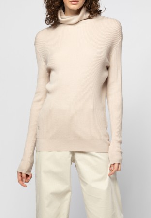 свитер  - женская одежда max&moi 