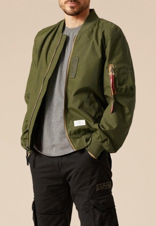 ветровка  - легкие куртки и ветровки