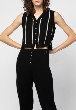 жилет  - женская верхняя одежда max&moi 