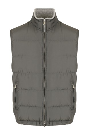 жилет  фотография