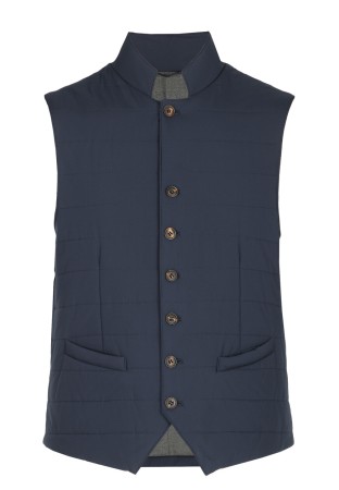 жилет  - мужская верхняя одежда на пуговицах 