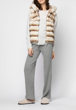 жилет  - женская верхняя одежда max&moi 