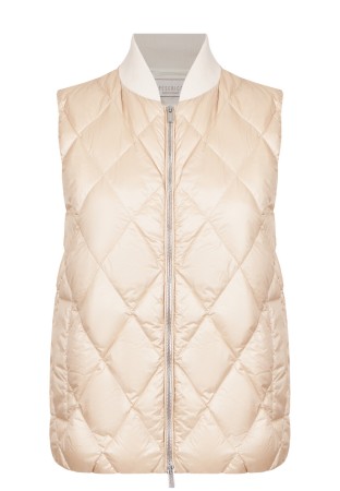 жилет  - женская верхняя одежда для взрослых 