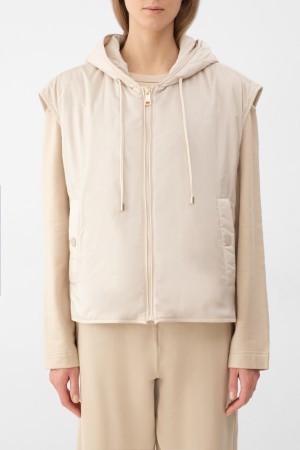 жилет  фотография