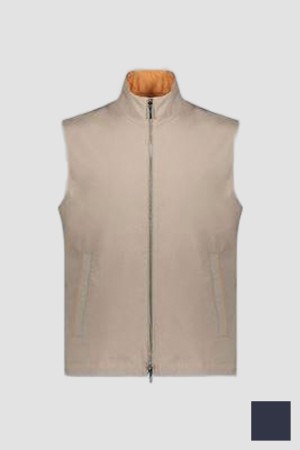 жилет  - верхняя одежда итальянская 