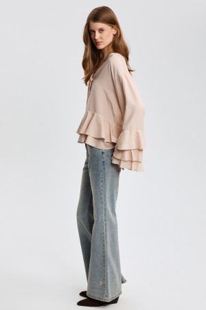 блузка с воланами фотография