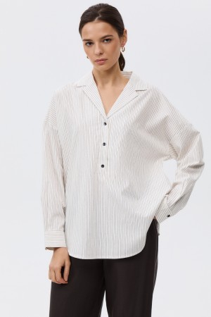 блузка в полоску фотография