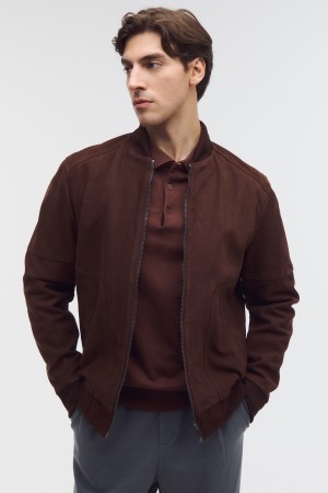 бомбер из натуральной кожи фотография