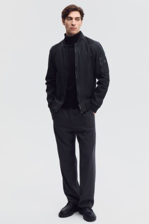 бомбер из натуральной кожи - верхняя одежда недорогая 