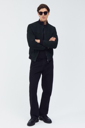 бомбер из натуральной замши фотография