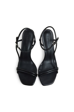 босоножки из натуральной кожи фотография