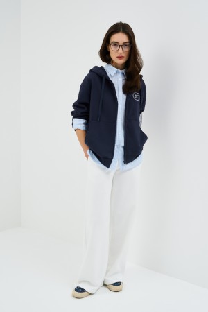 брюки из хлопка фотография