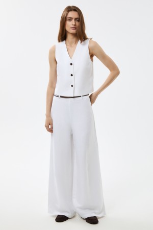 брюки из смесового льна фотография