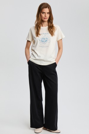 брюки прямого кроя фотография