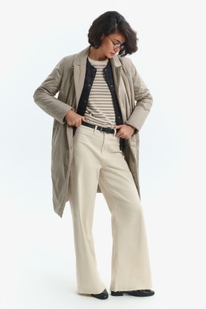 демисезонное пальто фотография