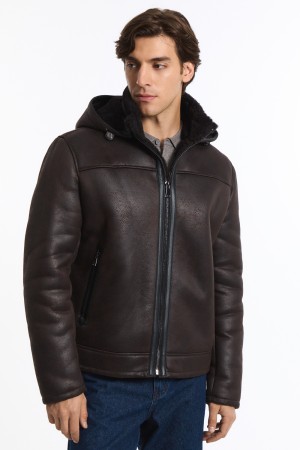 дубленка из искусственной кожи с капюшоном фотография