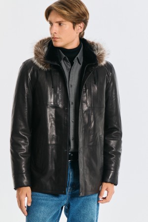 дубленка из овчины и натуральной кожи фотография