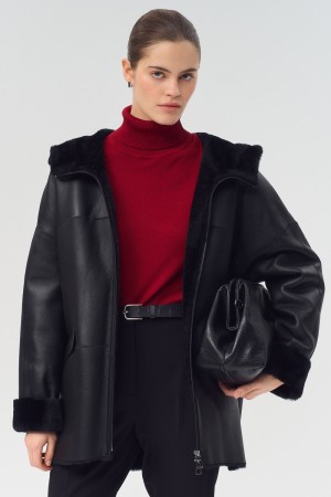 дубленка из овчины с капюшоном фотография