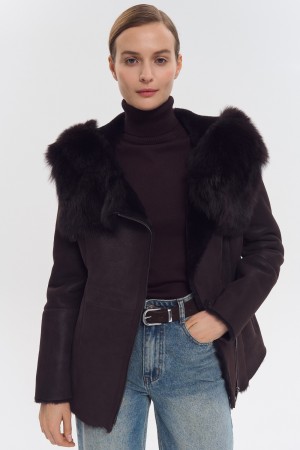 дубленка из овчины с капюшоном фотография