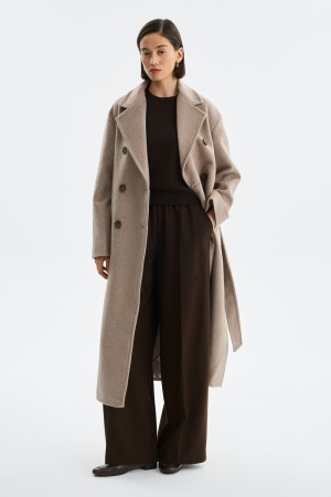 двубортное пальто с поясом фотография