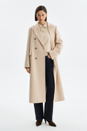 двубортное пальто с поясом - женские пальто молочные 