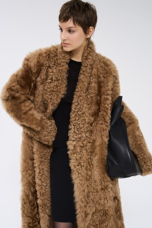 двухсторонняя дубленка из овчины фотография