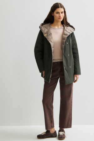 двусторонняя куртка с капюшоном фотография