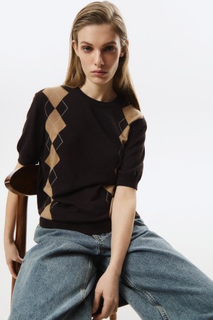 джемпер с короткими рукавами фотография