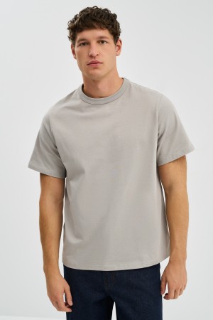 футболка из хлопка фотография