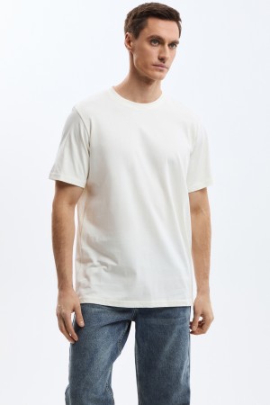 футболка из хлопка фотография