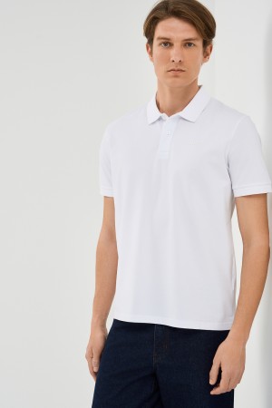 футболка-поло фотография