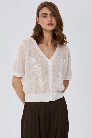 кардиган с вышивкой фотография