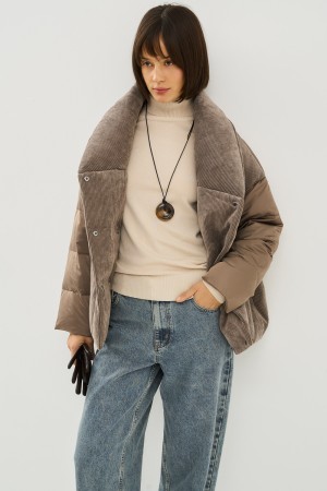 комбинированная зимняя куртка фотография