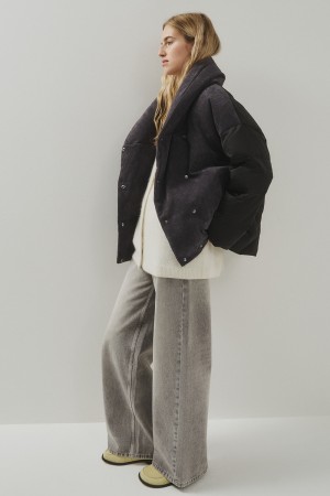 комбинированная зимняя куртка фотография