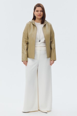 кожаная куртка с капюшоном фотография