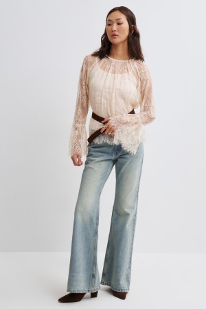 кружевная блузка фотография