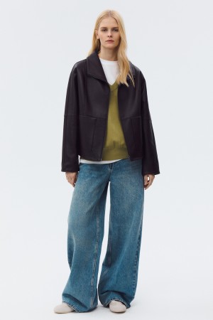 куртка из натуральной кожи фотография