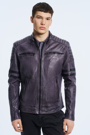 куртка из натуральной кожи фотография