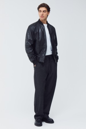 куртка из натуральной кожи фотография