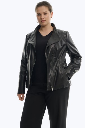 куртка из натуральной кожи фотография