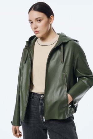 куртка из натуральной кожи фотография