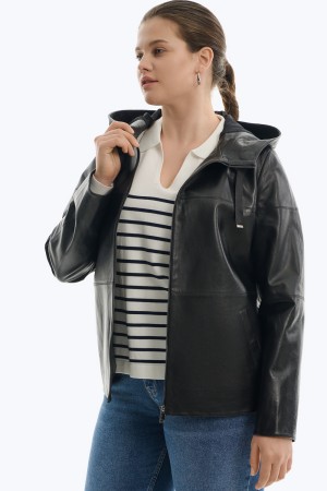 куртка из натуральной кожи фотография