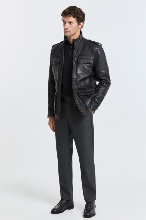 куртка из натуральной кожи фотография