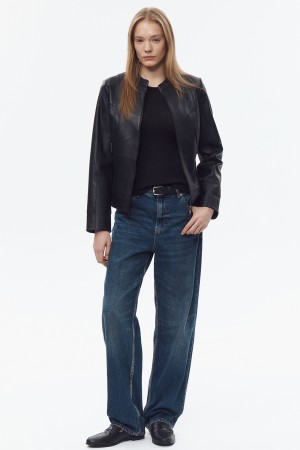 куртка из натуральной кожи фотография