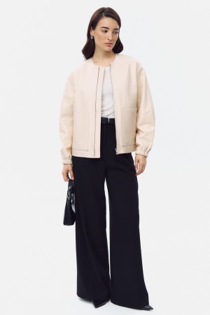 куртка из натуральной кожи фотография