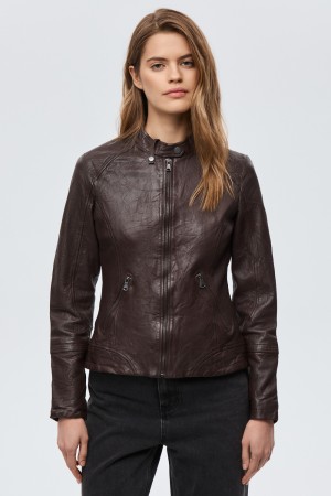 куртка из натуральной кожи фотография