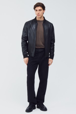 куртка из натуральной кожи фотография