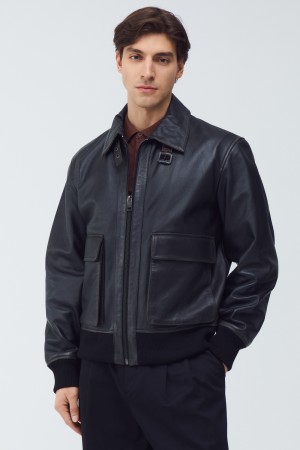 куртка из натуральной кожи фотография