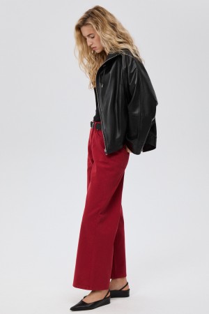 куртка из натуральной кожи фотография